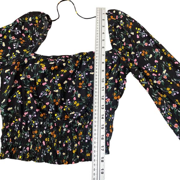 Revolve AFRM Soph Black Ditsy Floral Smocked Peasant Crop Top SZ S - Picture 13 of 14